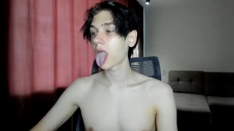 Snapshot of 0verlandd chatting on July 2026 05:36:02 AM Adam online show from July 2026 05:36:02 AM