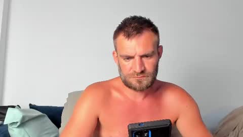 Snapshot of 10in_deluxe chatting on July 2026 08:10:01 AM 10in_deluxe online show from July 2026 08:10:01 AM