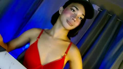 Snapshot of 18_nicole chatting on March 2025 10:54:02 AM barbie online show from March 2025 10:54:02 AM