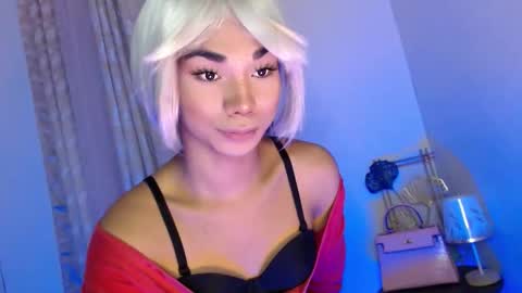 Snapshot of 18_nicole chatting on December 2025 10:51:03 PM barbie online show from December 2025 10:51:03 PM