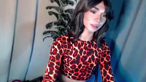 Snapshot of 18_nicole chatting on April 2026 12:24:01 PM barbie online show from April 2026 12:24:01 PM