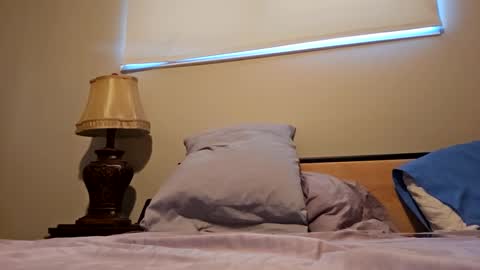 1hunnybunns online show from December 2024 06:31:01 PM