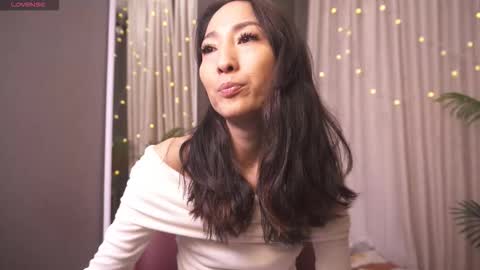 Snapshot of 1reisatumi chatting on December 2025 09:09:02 PM Rei online show from December 2025 09:09:02 PM