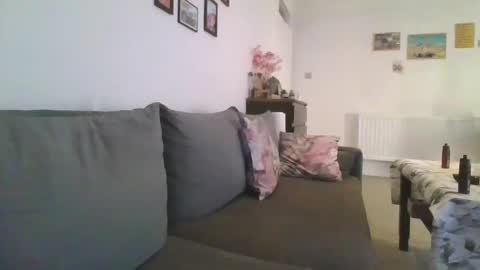 2hott4 online show from March 2026 04:12:02 AM