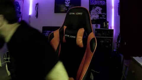 3ndlessmike online show from March 2026 12:27:02 AM