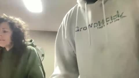 KC420Couple online show from April 2026 01:31:01 PM