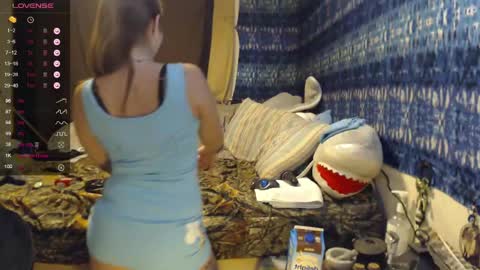 420stonerchick online show from May 2026 01:06:01 PM