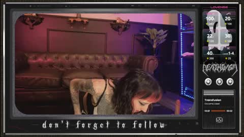 Juune online show from June 2026 06:23:02 PM