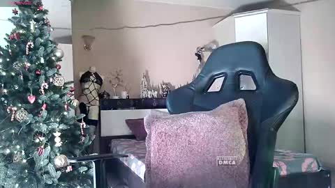 6_dream_9 online show from April 2026 11:19:02 PM