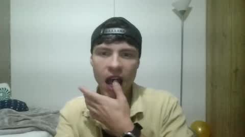 82tomas online show from April 2026 03:11:01 AM