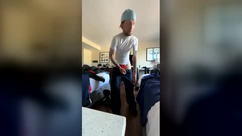 8over6 online show from April 2026 05:39:01 PM