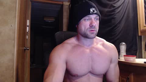 Snapshot of 9fat_inches chatting on December 2024 04:53:01 AM 9 fat inches online show from December 2024 04:53:01 AM