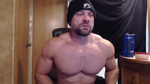 Snapshot of 9fat_inches chatting on December 2024 06:20:01 PM 9 fat inches online show from December 2024 06:20:01 PM