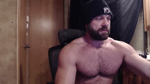 Snapshot of 9fat_inches chatting on January 2025 05:09:01 AM 9 fat inches online show from January 2025 05:09:01 AM