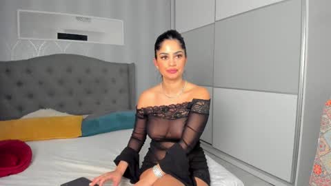 Adelle online show from February 2026 02:45:01 PM