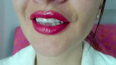 antonia online show from July 2026 11:00:01 PM