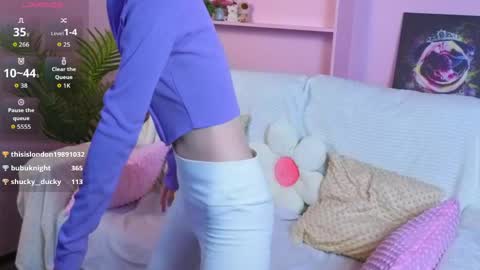 _ash_leyy_ online show from May 2026 02:19:01 AM
