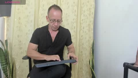 Axel online show from July 2026 11:38:02 AM