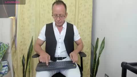 Axel online show from July 2026 11:40:01 AM