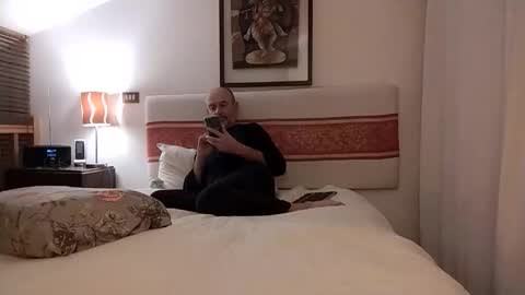 Snapshot of _badprofessor_ chatting on January 2026 06:39:01 AM AdultSinner online show from January 2026 06:39:01 AM