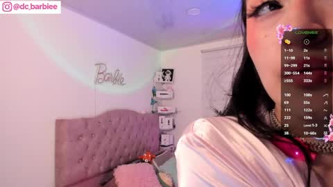 Snapshot of _barbie_joy chatting on May 2026 11:33:01 PM Andrea online show from May 2026 11:33:01 PM