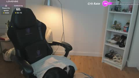 Bella Evans online show from March 2026 06:13:01 AM