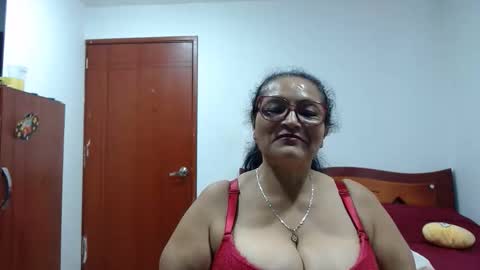 _bellanocturna online show from March 2026 12:08:01 AM