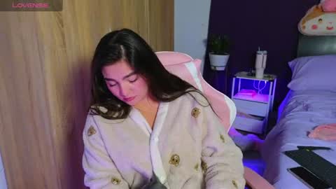 Bonnie online show from July 2026 12:53:01 AM