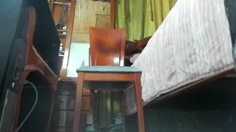 Brenda online show from April 2026 01:11:01 PM