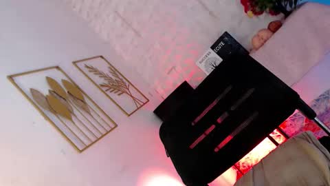 Snapshot of _caroline69 chatting on February 2026 07:21:02 AM Caroline online show from February 2026 07:21:02 AM