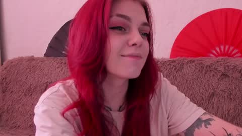 Caroline online show from April 2026 12:16:02 PM