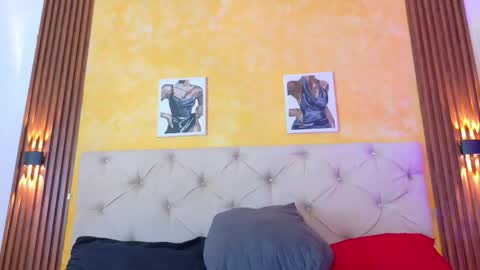 _catalina_williams_ online show from May 2026 02:33:01 PM