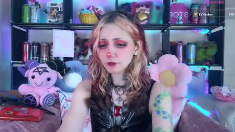 Snapshot of _devilbaby chatting on June 2026 01:28:02 AM Kate online show from June 2026 01:28:02 AM