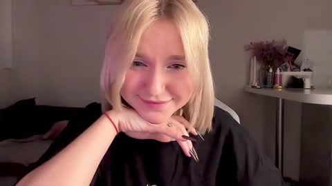 Ri   online show from November 2025 04:29:01 PM