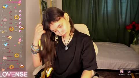 _emily__strike_ online show from April 2026 01:27:02 AM