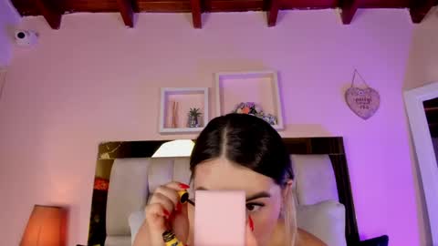 Isabella online show from April 2026 12:08:02 PM