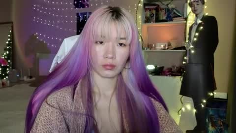 EveEva online show from January 2026 08:40:02 AM