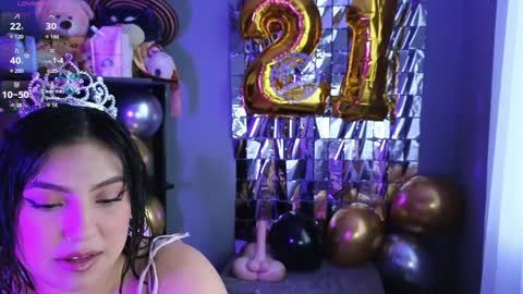 we are hot friends online show from December 2024 10:58:02 AM