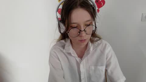 Hannaolotl online show from April 2026 11:57:02 AM