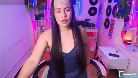 Snapshot of _isabellaaa__ chatting on July 2026 11:56:02 AM sara online show from July 2026 11:56:02 AM