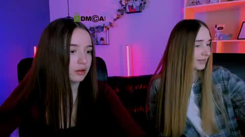 _kellykitten_ online show from April 2026 09:01:01 AM