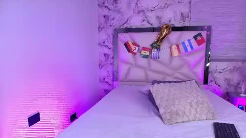 Kendall online show from July 2026 03:23:01 AM