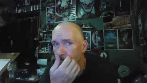 That guy online show from April 2026 09:39:33 PM