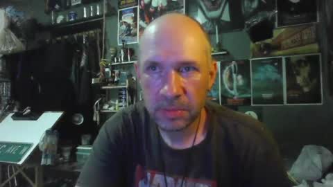 Snapshot of _longfellow chatting on June 2026 06:27:01 PM That guy online show from June 2026 06:27:01 PM