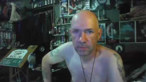 Snapshot of _longfellow chatting on July 2026 03:18:01 PM That guy online show from July 2026 03:18:01 PM