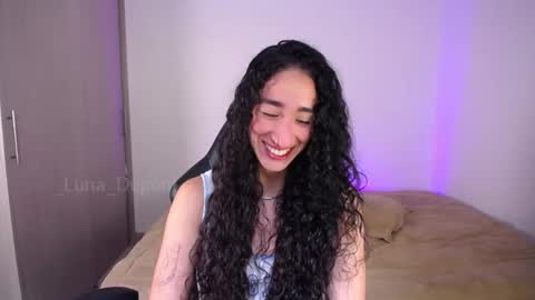  Luna  online show from April 2026 06:49:02 PM