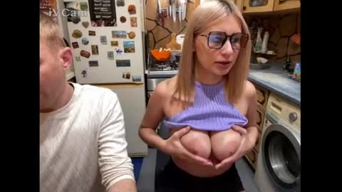 _magic_kis online show from April 2026 08:44:01 PM