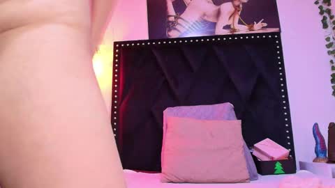 _marcela__ online show from February 2026 12:23:02 PM