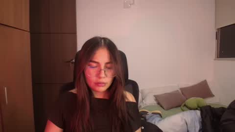 Snapshot of _maxxx1_ chatting on June 2026 03:08:02 AM max and abby online show from June 2026 03:08:02 AM