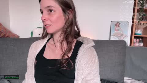 Snapshot of _meg chatting on November 2025 10:41:02 AM Meg online show from November 2025 10:41:02 AM